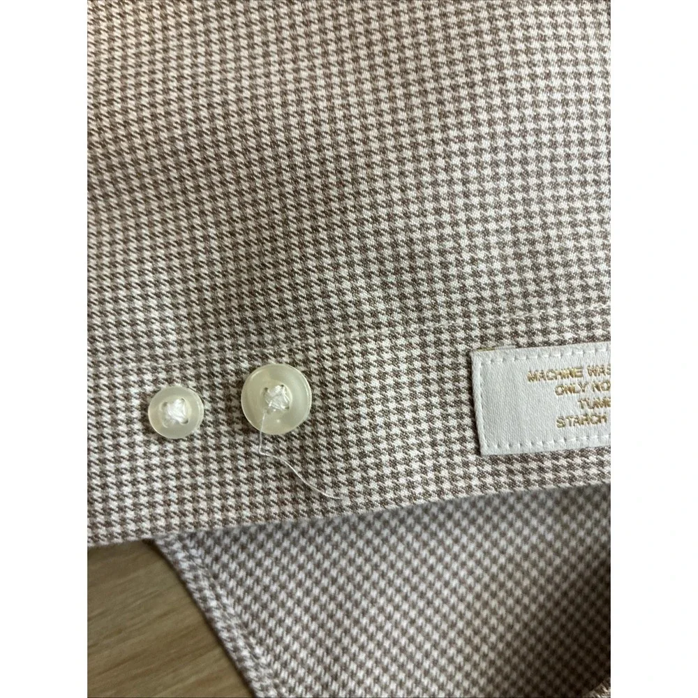 Gold Label Roundtree & Yorke Fitted Sz 15 1/2x 34 Non-Iron Button-Up LS Brown